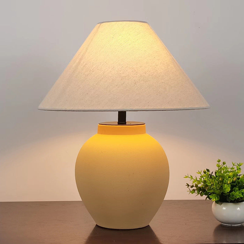 Lampe de table en céramique à tissu rond effilé japonais traditionnel 1 lumière pour salon 