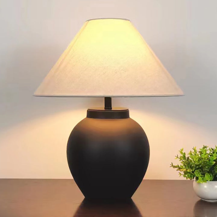 Lampe de table en céramique à tissu rond effilé japonais traditionnel 1 lumière pour salon 