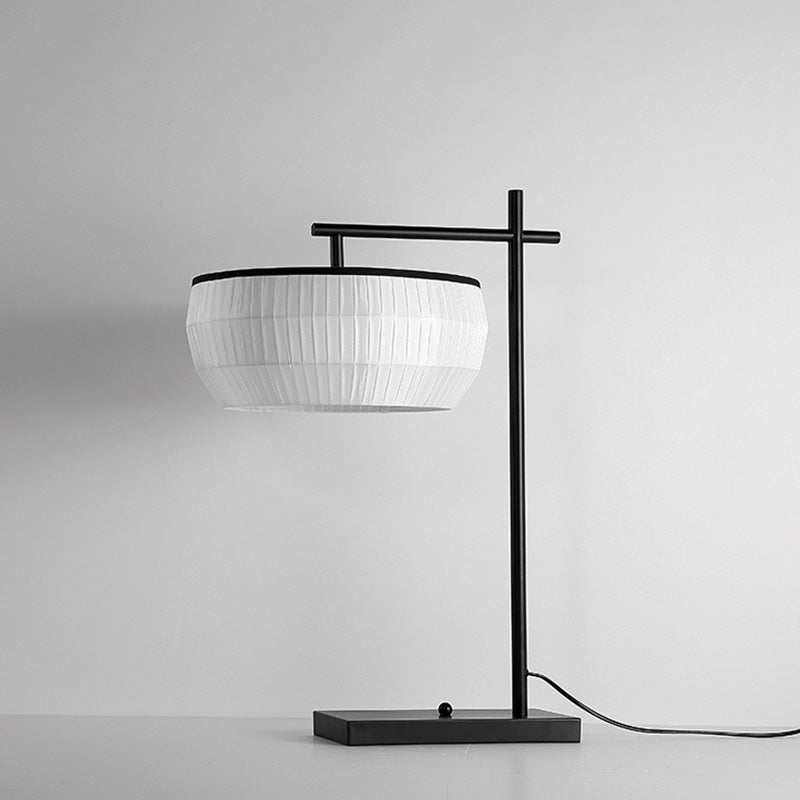 Traditionelle chinesische quadratische runde gerade Linie Stoff Eisen 1/2 Licht Tischlampe für Wohnzimmer 