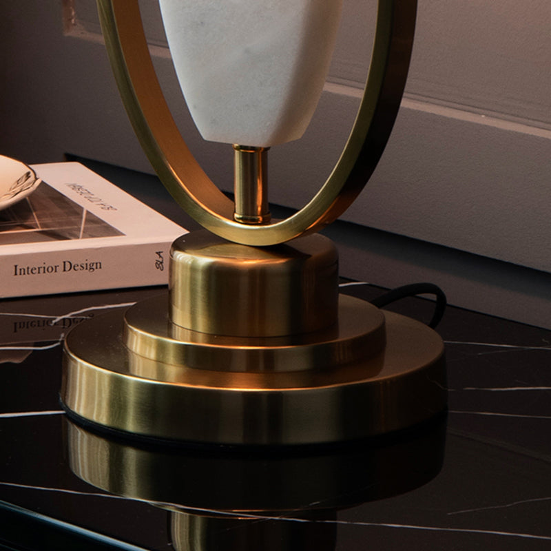 Lampe de table traditionnelle vintage à colonne ronde en tissu et métal à 1 lumière pour salon 