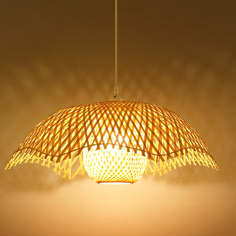 Chapeau traditionnel japonais en paille demi-rond en bambou avec une suspension à 1 lumière pour le salon 