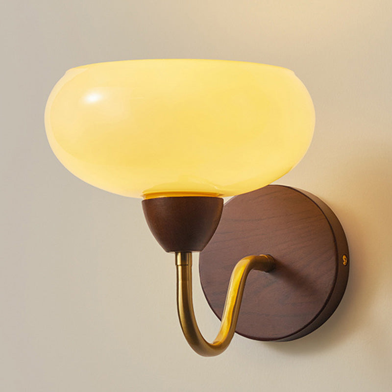Applique murale 1 lumière en bois de frêne avec verre plissé demi-rond vintage traditionnel pour chambre 