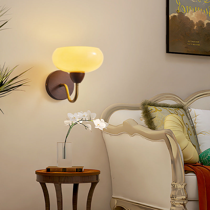Applique murale 1 lumière en bois de frêne avec verre plissé demi-rond vintage traditionnel pour chambre 