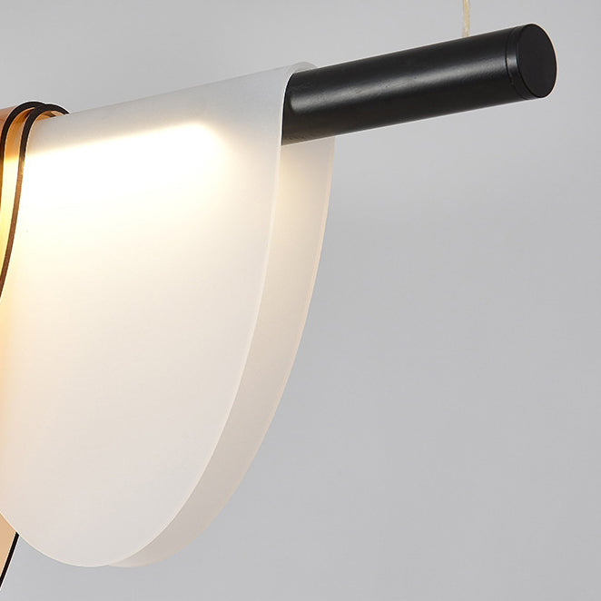Lustre LED en acrylique empilé en demi-cercle long scandinave contemporain pour salon 