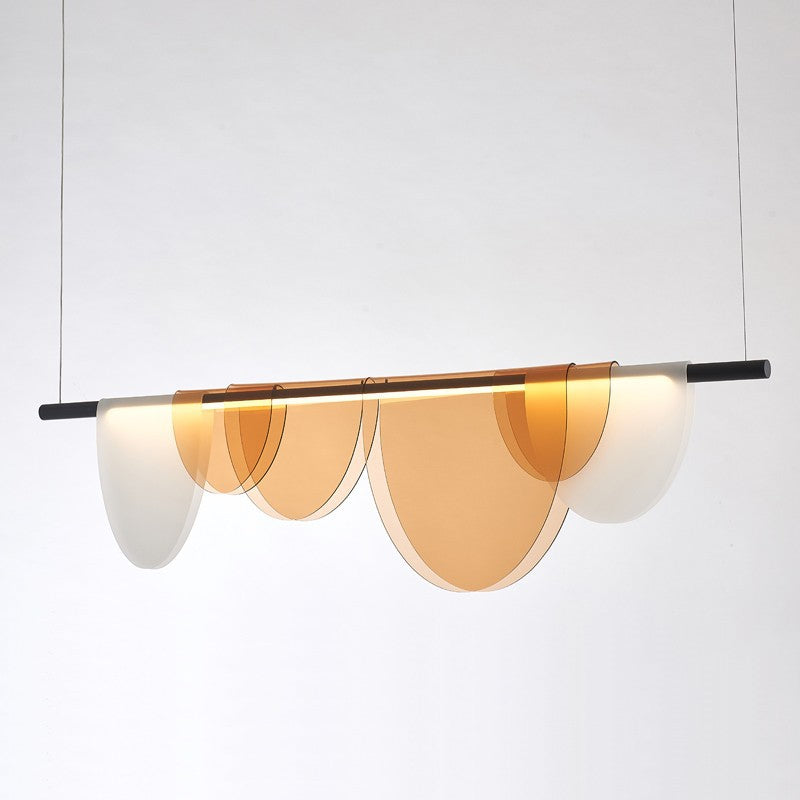 Lustre LED en acrylique empilé en demi-cercle long scandinave contemporain pour salon 