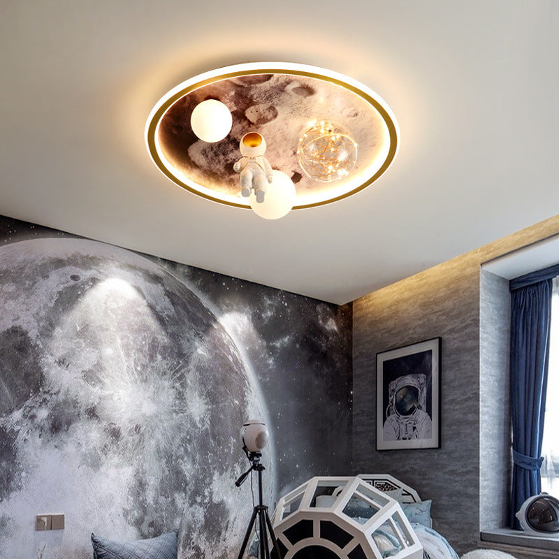 Moderne Art Deco Kinder Astronaut Planet Orb Runde Acryl Eisen LED Deckenleuchte für Schlafzimmer 