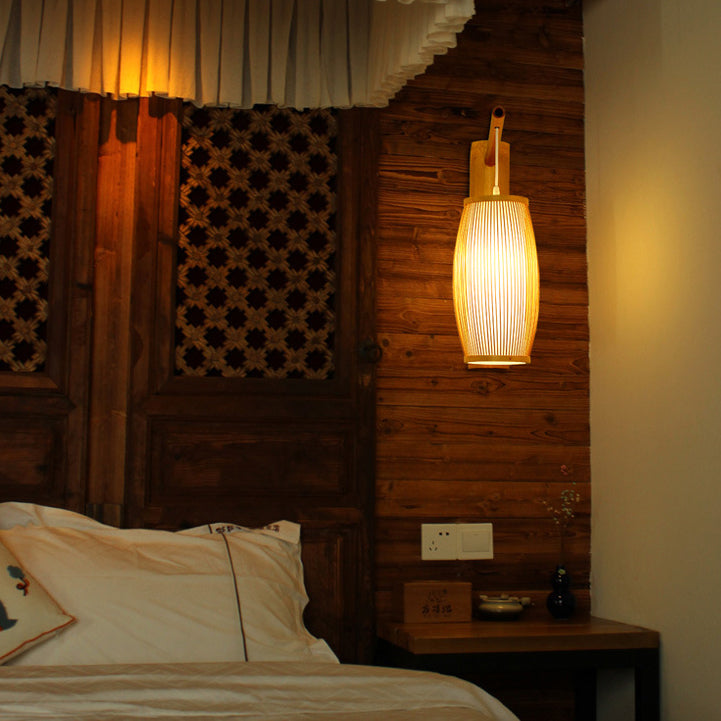 Traditionelle chinesische zylindrische runde PVC-Holz 1-Licht Wandleuchte für Wohnzimmer 