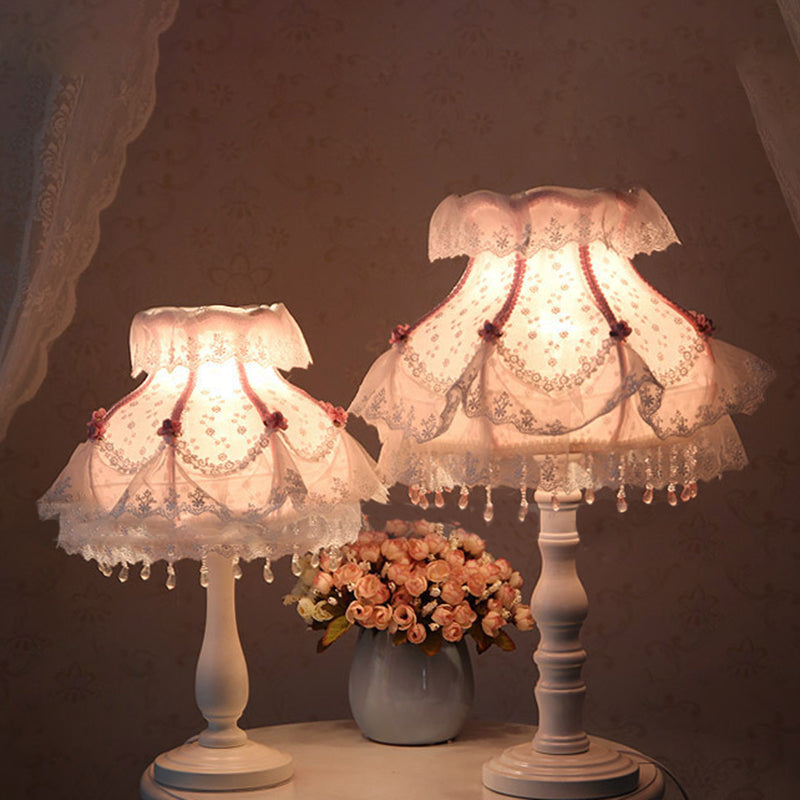 Modern Art Deco Pendant Round Lace Fabric Resin 1-Light Table Lamp For Bedroom