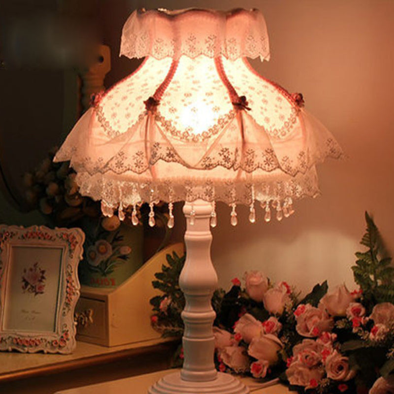 Modern Art Deco Pendant Round Lace Fabric Resin 1-Light Table Lamp For Bedroom