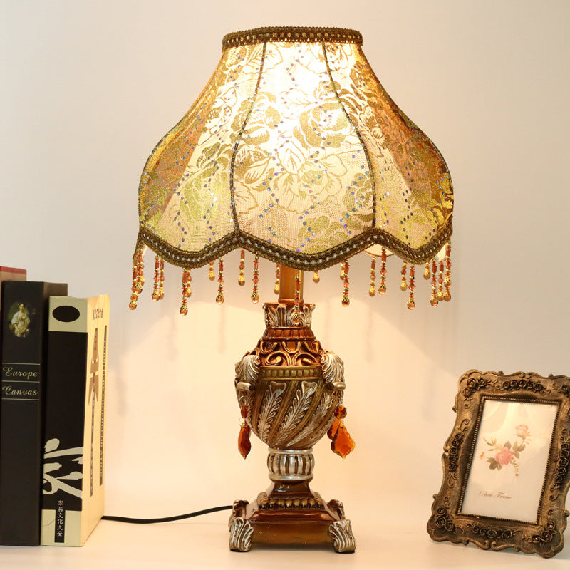 Lampe de table 1 lumière traditionnelle vintage pendentif cône rond carré en tissu résine pour salon 