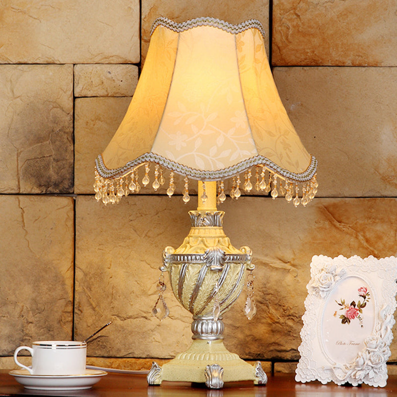 Lampe de table 1 lumière traditionnelle vintage pendentif cône rond carré en tissu résine pour salon 