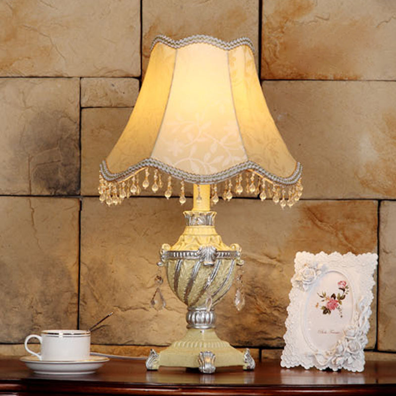 Lampe de table 1 lumière traditionnelle vintage pendentif cône rond carré en tissu résine pour salon 