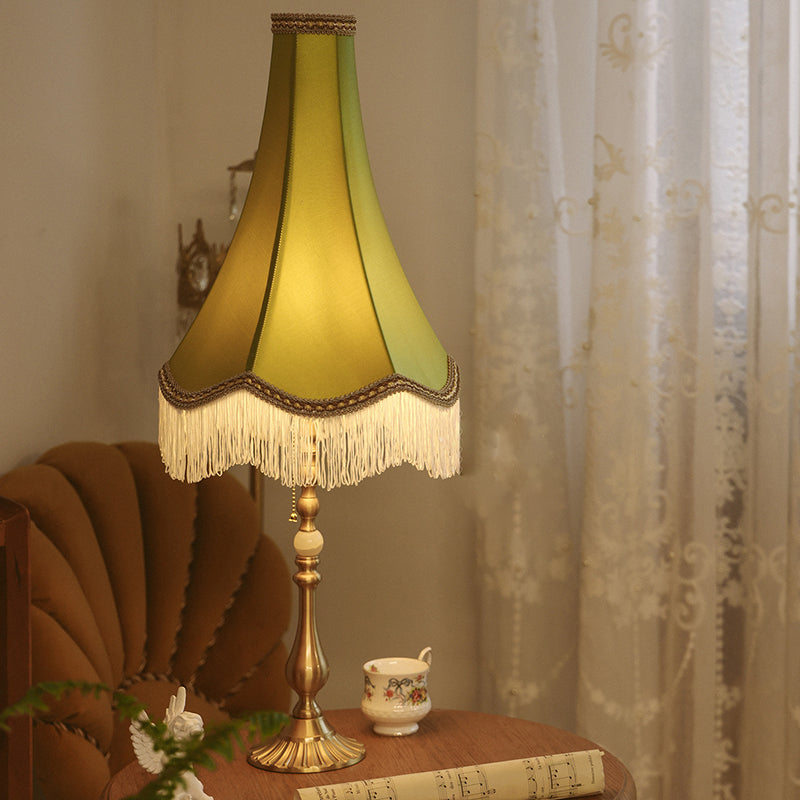 Lampe de Table Moderne en Laiton avec Tissu Conique Rond à Glands et Jade à 1 Lumière pour Salon 