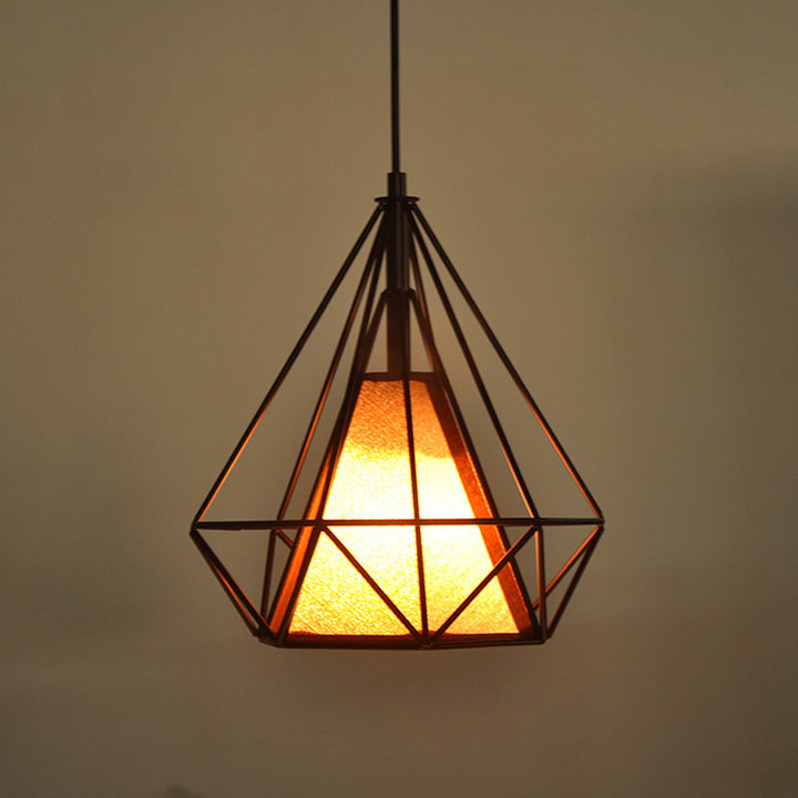 Zeitgenössische industrielle dreieckige Kegel-prismatische Stoffeisen 1-Licht Pendelleuchte für das Wohnzimmer 