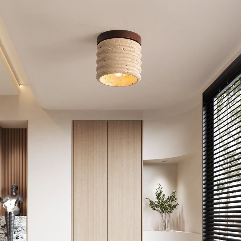 Plafonnier à une lumière en noyer travertin jaune à colonnes rondes japonaises traditionnelles pour salon 