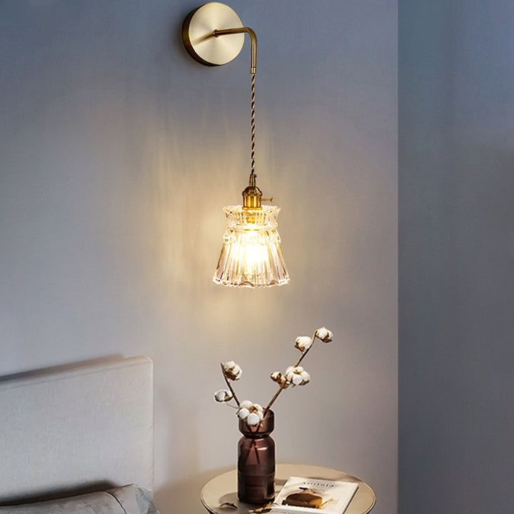 Applique murale 1 lumière en cuivre et fer avec abat-jour en verre et pétales de vase en forme de jupe fleur contemporaine pour salon 