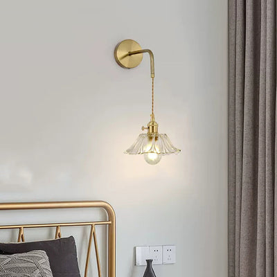 Applique murale 1 lumière en cuivre et fer avec abat-jour en verre et pétales de vase en forme de jupe fleur contemporaine pour salon 