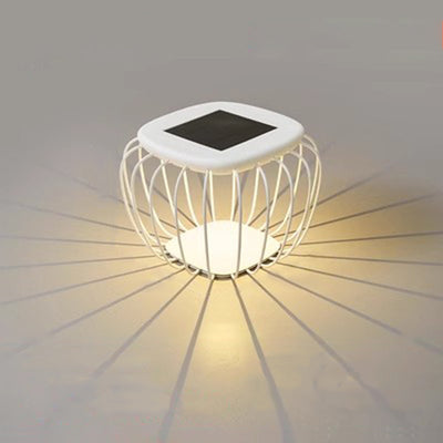 Paysage extérieur LED carré creux minimaliste moderne solaire étanche PE fer pour patio extérieur 
