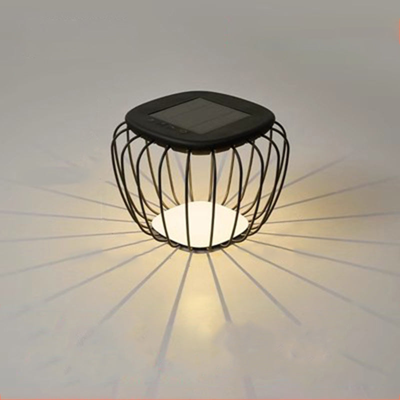 Paysage extérieur LED carré creux minimaliste moderne solaire étanche PE fer pour patio extérieur 