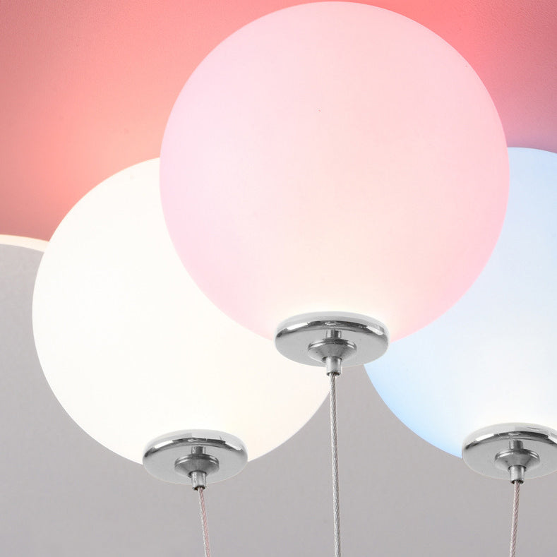 Moderne minimalistische Kinder Ballon Wolke Astronaut PE Acryl Hardware LED Deckenleuchte für Wohnzimmer 