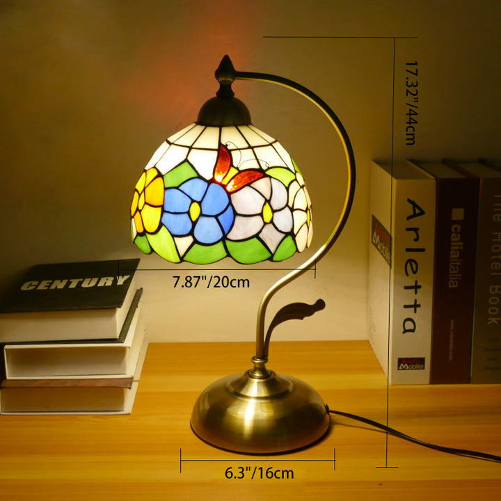 Lampe de table traditionnelle Tiffany à motif semi-circulaire en verre et fer avec 1 lumière pour salon 