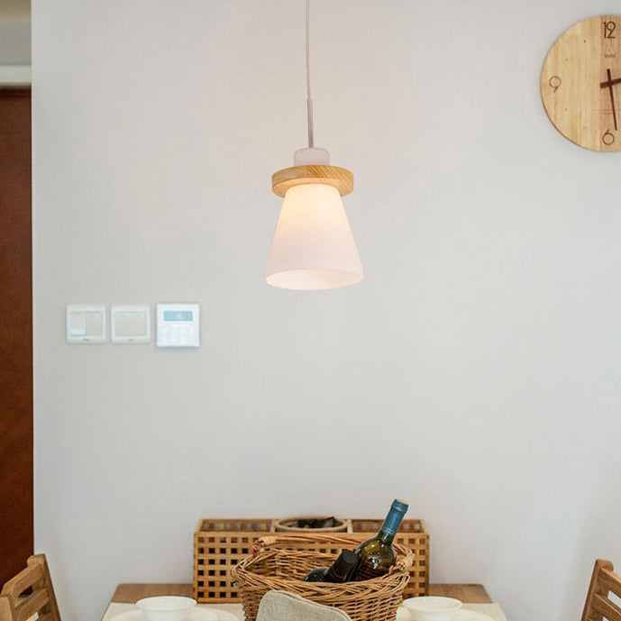 Traditionelle japanische konische runde Glas-Massivholz-Hängeleuchte mit 1 Licht für das Wohnzimmer 