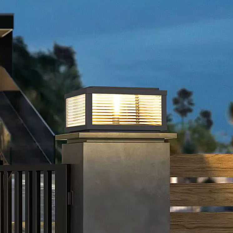 Carré Minimaliste Moderne à Rayures en Fer Galvanisé et Acier Inoxydable avec LED Solaire pour Paysage Extérieur pour Patio Extérieur 