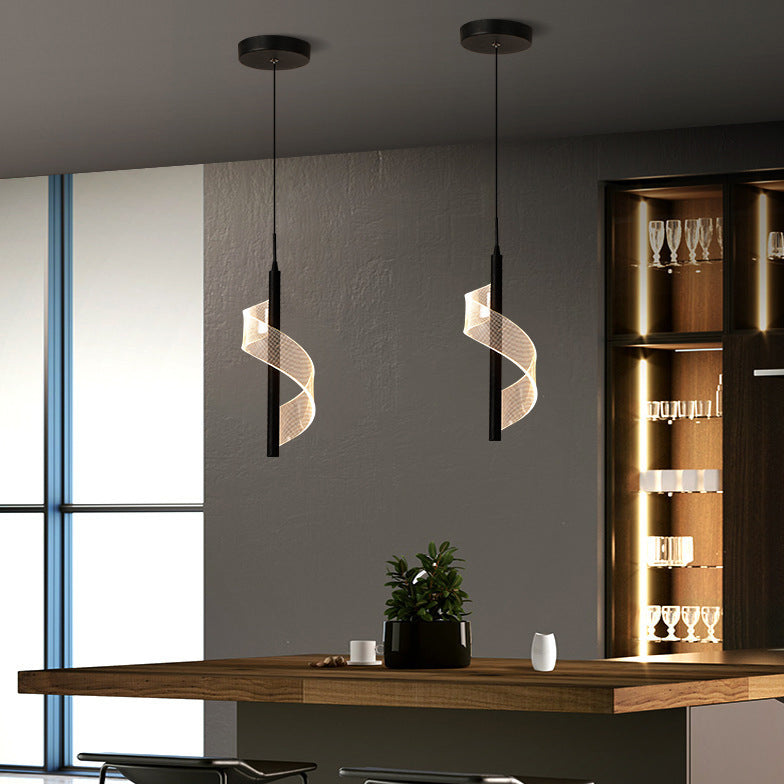 Zeitgenössische skandinavische gebogene lange Acryl-Eisen-LED-Pendelleuchte für das Wohnzimmer 