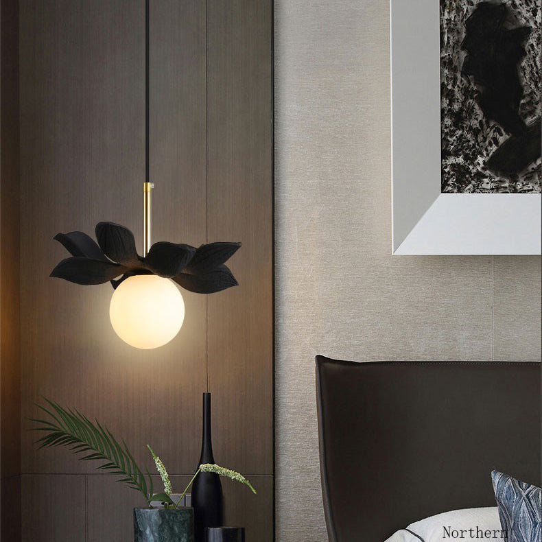 Lustre suspendu à une lumière en métal résine verre feuille personnalisé Orb créatif contemporain pour salon 