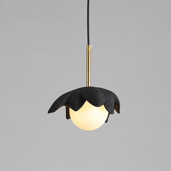 Lustre suspendu à une lumière en métal résine verre feuille personnalisé Orb créatif contemporain pour salon 