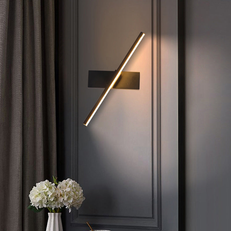 Moderne minimalistische lange rechteckige Silikon-Eisen-LED-Wandleuchte für das Schlafzimmer 