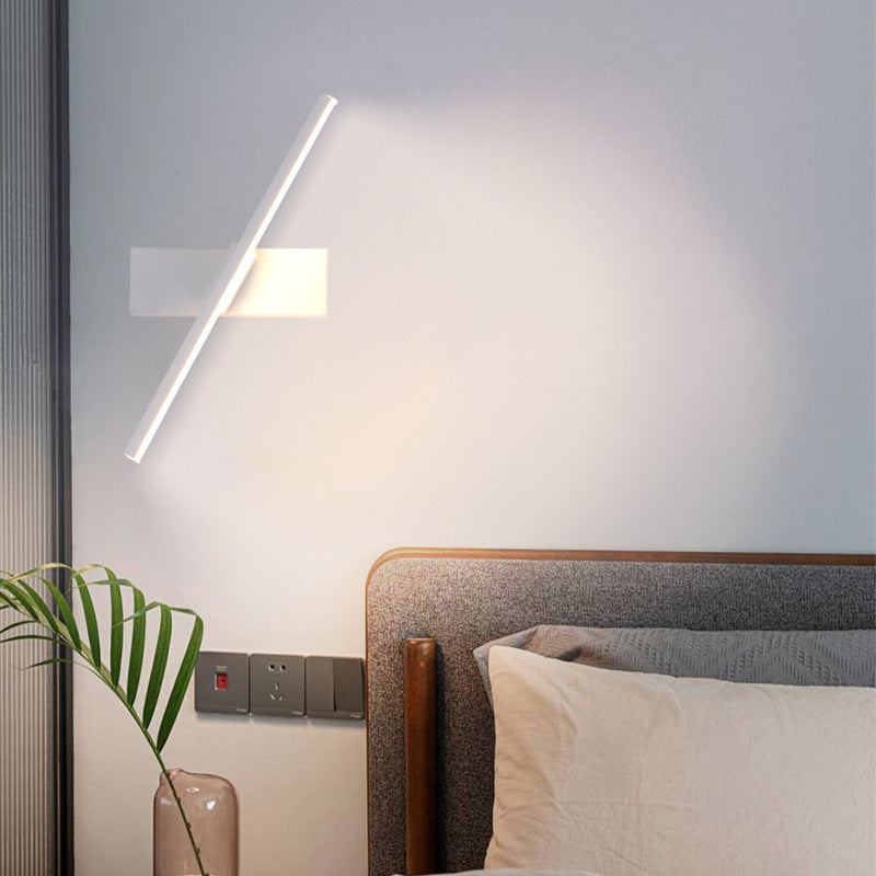 Moderne minimalistische lange rechteckige Silikon-Eisen-LED-Wandleuchte für das Schlafzimmer 