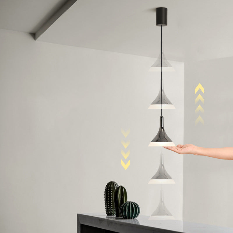 Lampe suspendue LED en acrylique et aluminium cylindrique conique ronde contemporaine scandinave pour salon 