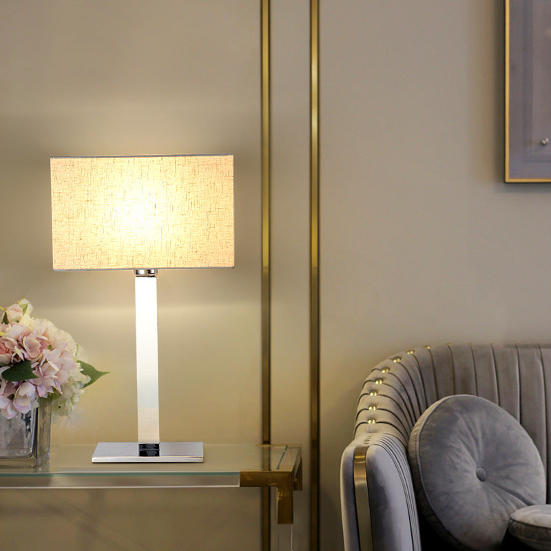 Moderne Einfachheit Quadratische Lange Stoff Edelstahl 1-Licht Tischlampe Für Wohnzimmer 