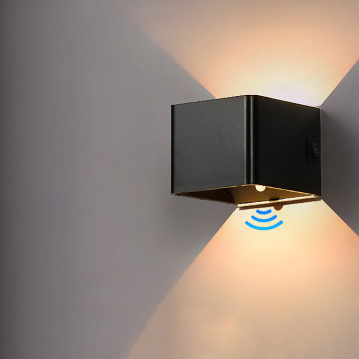 Moderne minimalistische quadratische Acryl-LED-Wandleuchte für das Wohnzimmer 