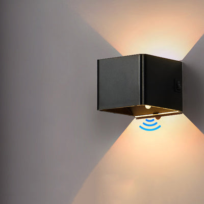 Moderne minimalistische quadratische Acryl-LED-Wandleuchte für das Wohnzimmer 