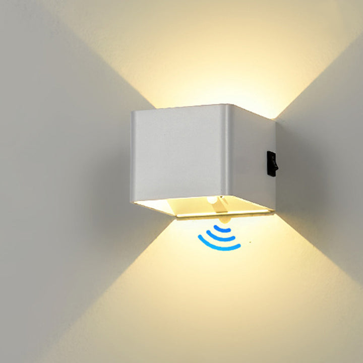 Moderne minimalistische quadratische Acryl-LED-Wandleuchte für das Wohnzimmer 