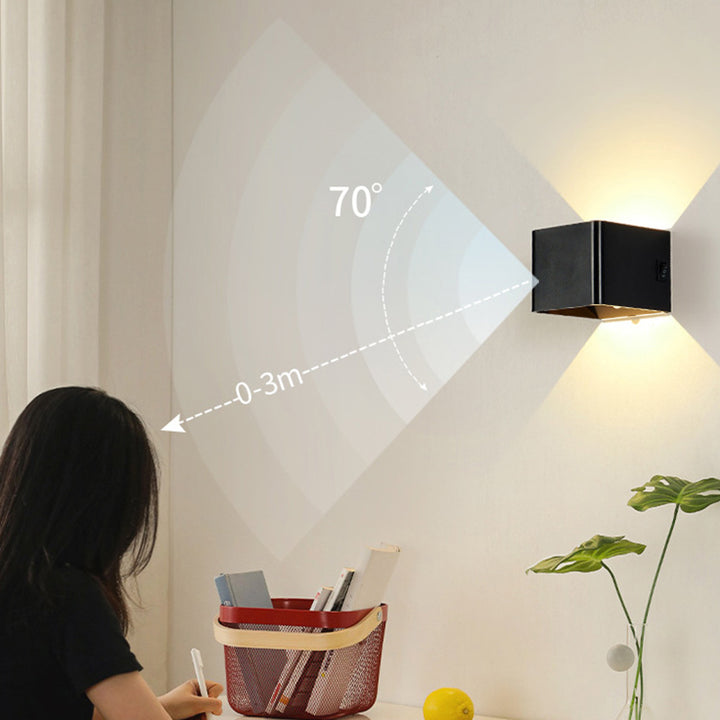 Moderne minimalistische quadratische Acryl-LED-Wandleuchte für das Wohnzimmer 