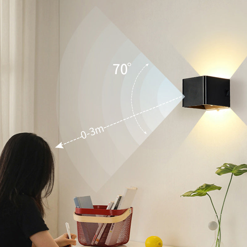 Moderne minimalistische quadratische Acryl-LED-Wandleuchte für das Wohnzimmer 