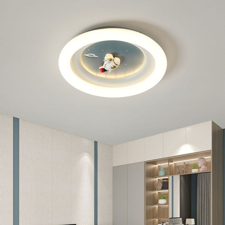 Luz de techo empotrada LED de hierro PE redonda de astronauta estrella minimalista moderna para sala de estar para niños 