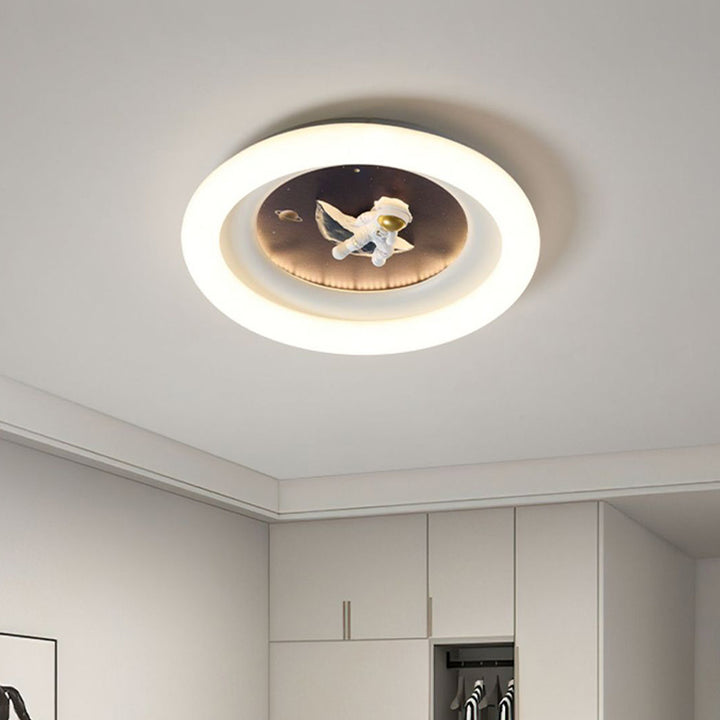 Luz de techo empotrada LED de hierro PE redonda de astronauta estrella minimalista moderna para sala de estar para niños 