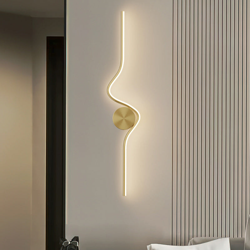 Lampe murale LED en laiton silicone à ligne courbe simplicité moderne pour chambre 