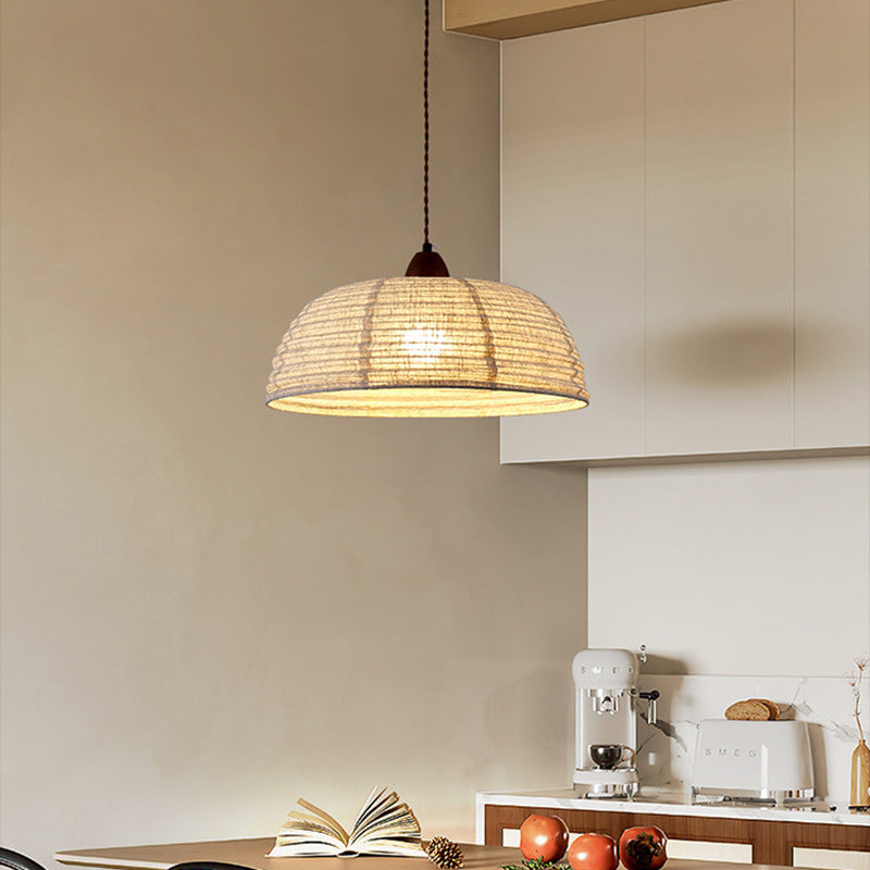 Luminaire suspendu à 1 lumière en tissu rond japonais traditionnel avec matériel en bois de frêne pour salon 