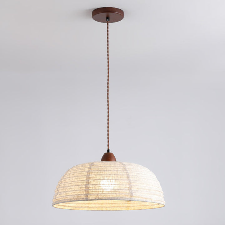 Luminaire suspendu à 1 lumière en tissu rond japonais traditionnel avec matériel en bois de frêne pour salon 