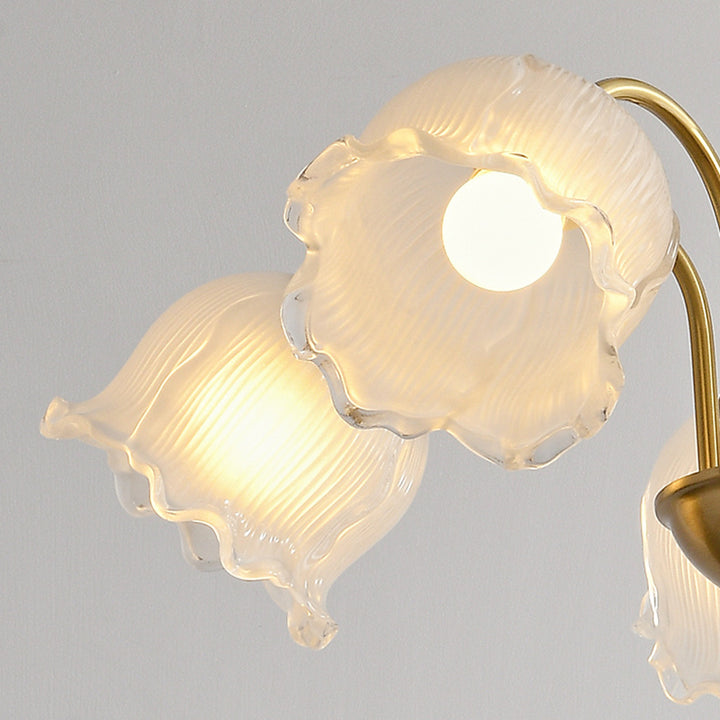 Lustre traditionnel en laiton avec abat-jour en verre rond et motif d&