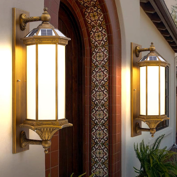 Traditional Vintage Hexagonal Rectangle Glass Iron Aluminum 1-Light Wall Sconce Lamp For Garden