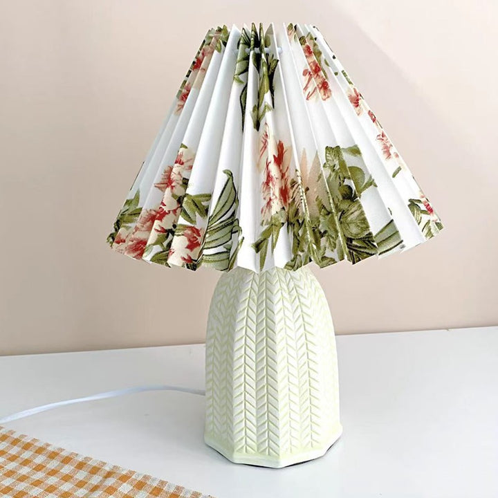 Lampe de table contemporaine scandinave conique en tissu céramique à 1 lumière pour chambre 