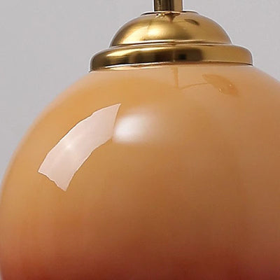 Lámpara de pared de 1 luz de hierro de madera de fresno con vidrio curvado redondo medio abierto tradicional chino para dormitorio 