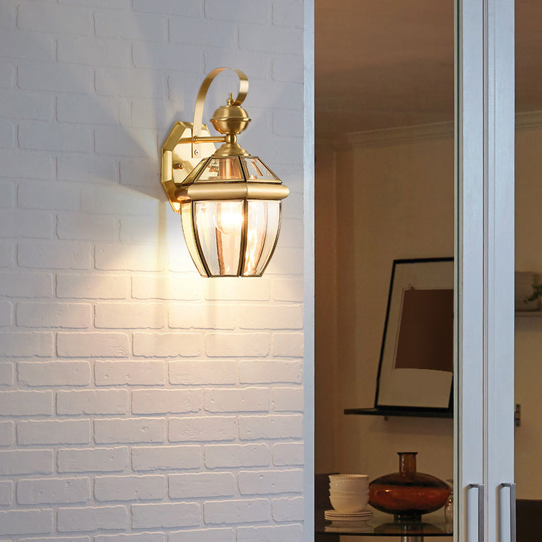Lámpara de pared contemporánea escandinava hexagonal redonda de vidrio impermeable de latón de 1 luz para patio exterior 