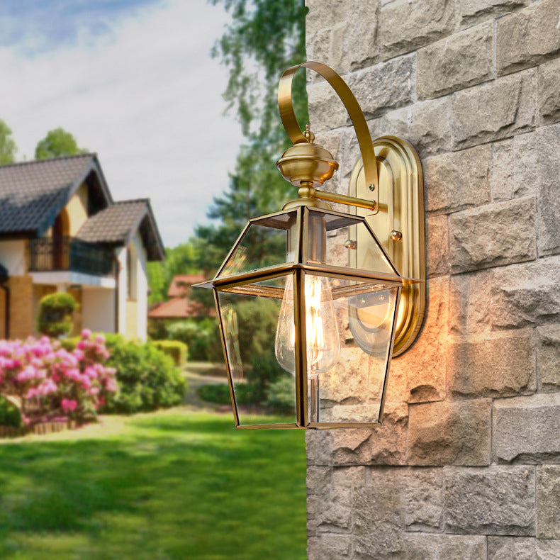 Lámpara de Aplique de Pared de 1 Luz Contemporánea Nórdica Hexagonal de Campana de Vidrio Impermeable de Latón para Patio Exterior 